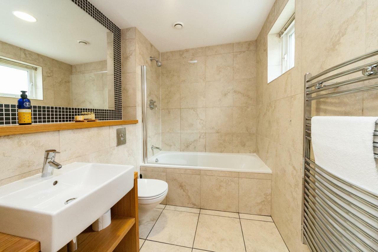 Central Durham Riverfront Apartment Esterno foto